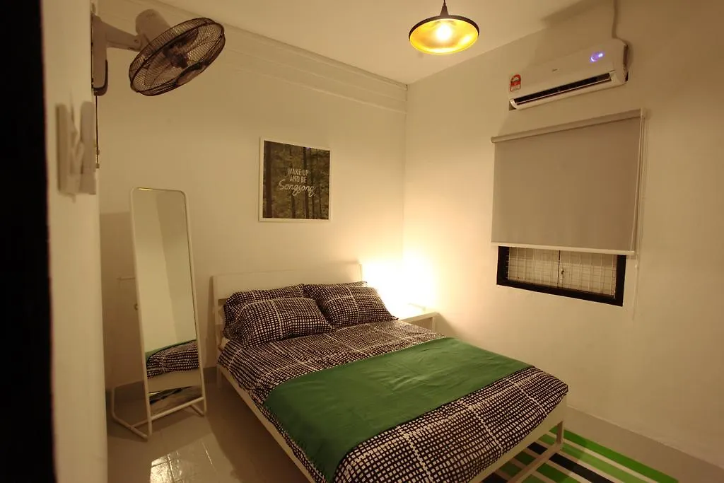 Holiday home Stay Songsong Mount Erskine Tanjung Tokong Malaysia